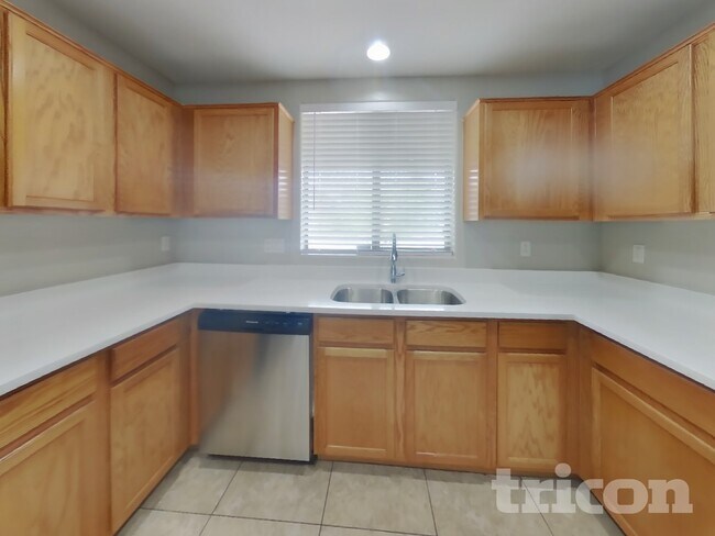 Foto del edificio - 3728 W Fremont Rd.