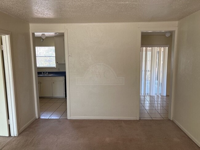 Building Photo - 804 Jefferies Ave, Killeen