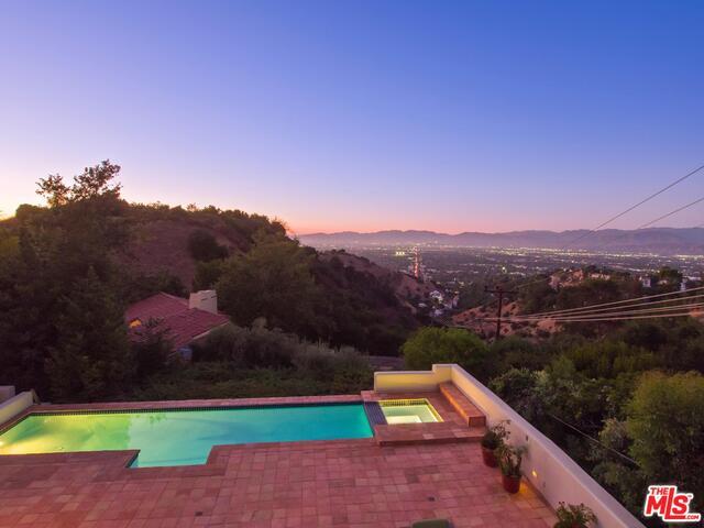 Building Photo - 12899 Mulholland Dr