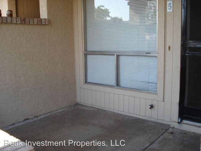 Foto del edificio - 2 br, 2 bath House - 432 W. BLACKHAWK DR #5