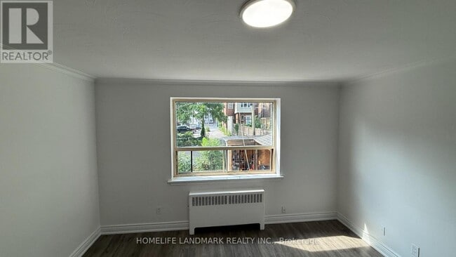 Building Photo - 676-676 Mt Pleasant Rd