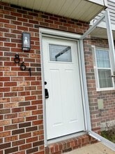 Building Photo - 861 Clover Leaf Ct