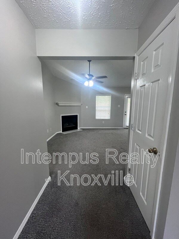 Building Photo - 1013 Ashley Michelle Ct