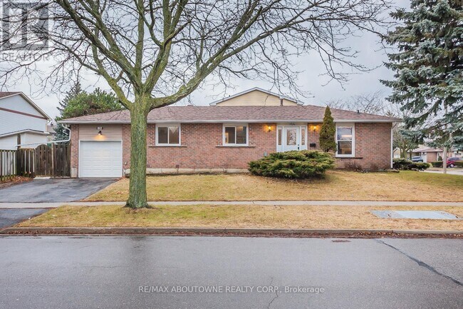 Building Photo - 106 Pondtail Dr