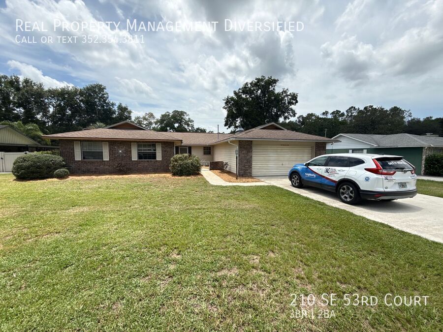 Foto principal - 210 SE 53rd Ct