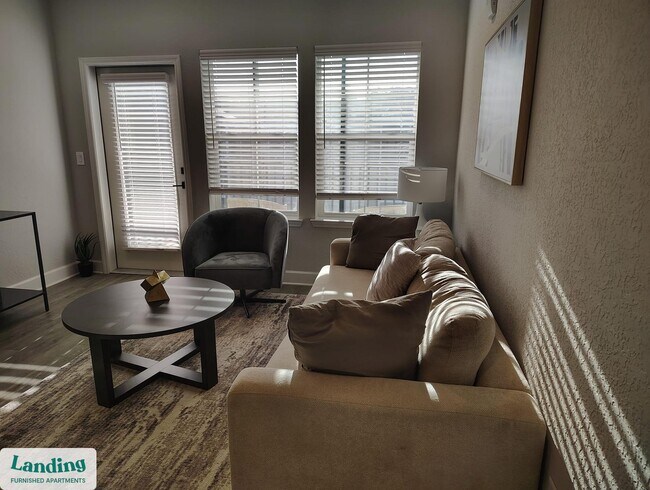 Foto del edificio - 120 NW 148th Terrace