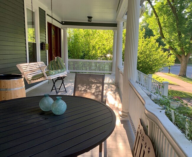 porche delantero privado - 457 Park Ave