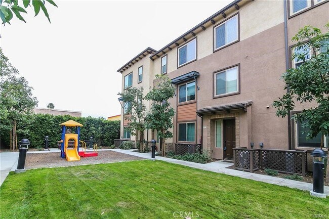 Foto del edificio - 1041 Mandarin Pl