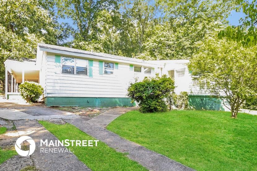 Primary Photo - 3130 Ashwood Rd