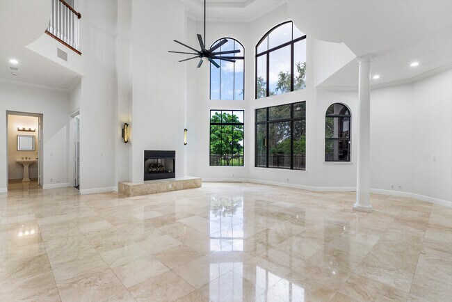 Foto del edificio - 8971 Stone Pier Dr