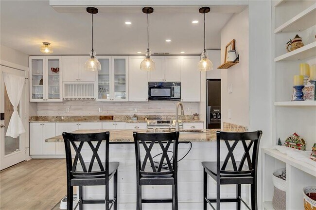 Foto del edificio - 153 Hood Park Ct