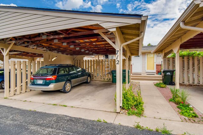 Foto del edificio - Great Lafayette Town Home! Great location ...