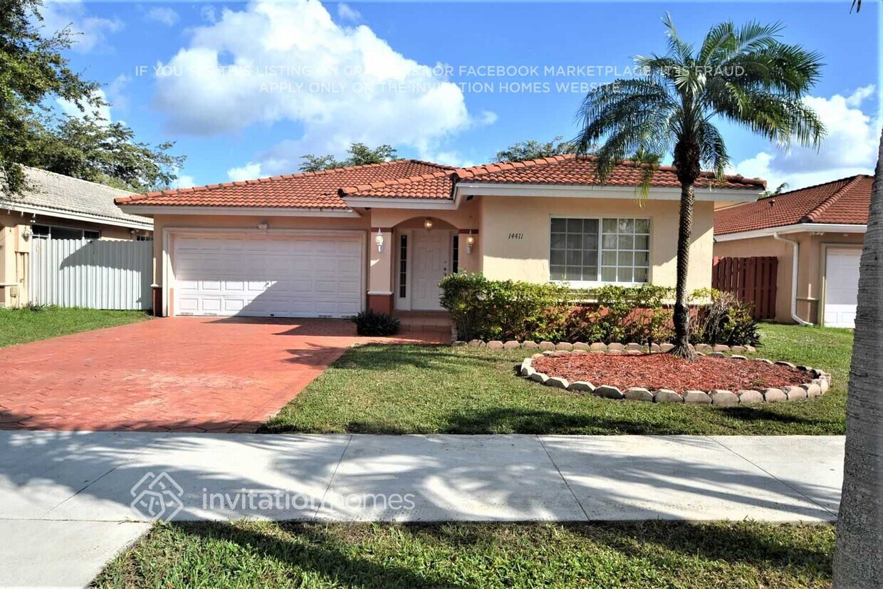 Foto principal - 14411 NW 88th Pl