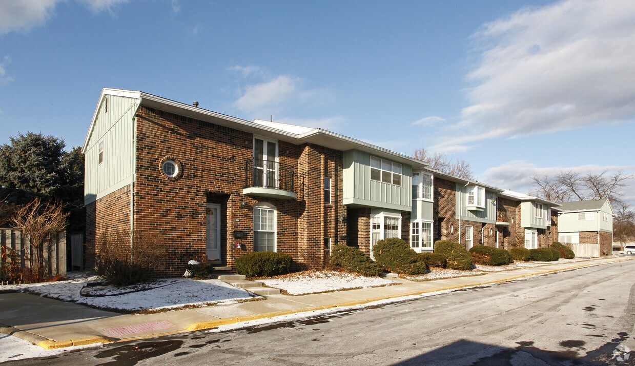 Condominiums Apartments in Ann Arbor, MI