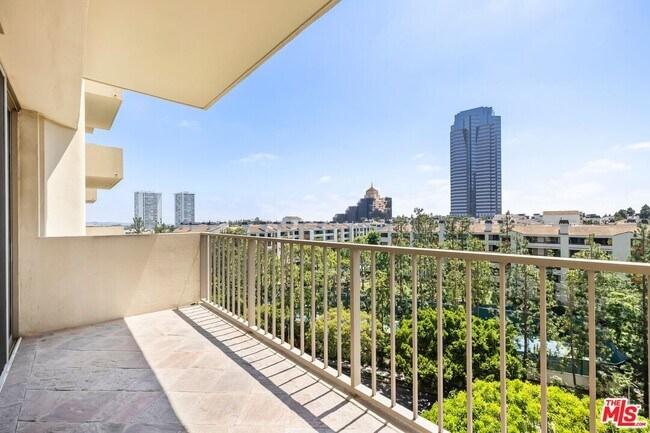 Foto del edificio - 2170 Century Park E