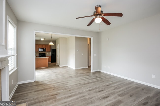 Building Photo - 248 Springs Crossing