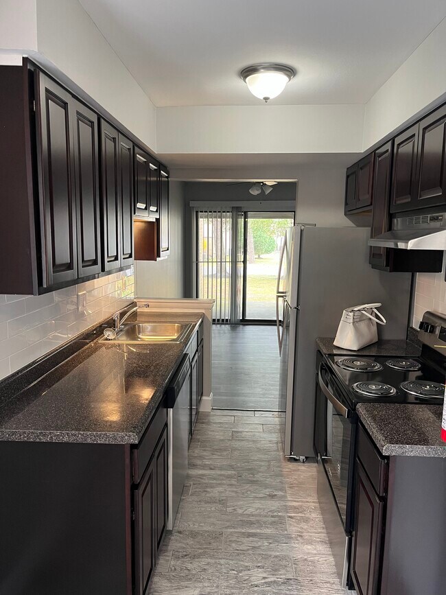 Meadowview Apartments 1801 Egg Harbor Rd Lindenwold, NJ