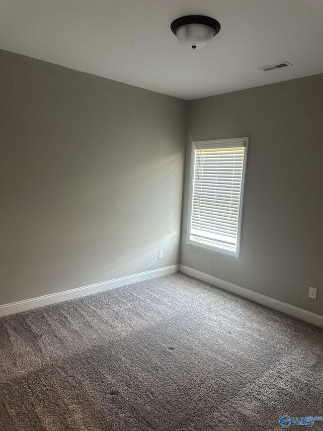 Building Photo - 27312 McKenna Dr