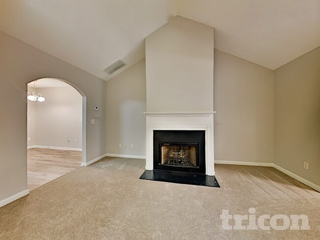 Building Photo - 7740 Country Pass