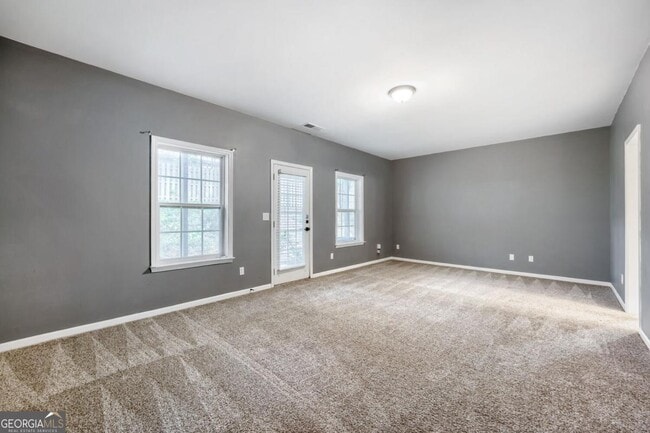 Building Photo - 6127 Joybrook Rd