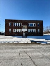 Building Photo - 18 N Richview Ave