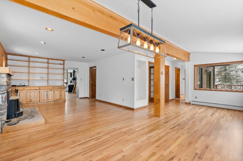 Foto principal - 83 Long View Rd