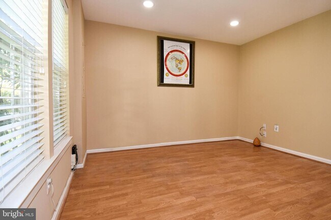Building Photo - 12035 Amber Ridge Cir