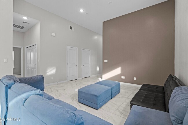 Foto del edificio - 12681 Don Norte St