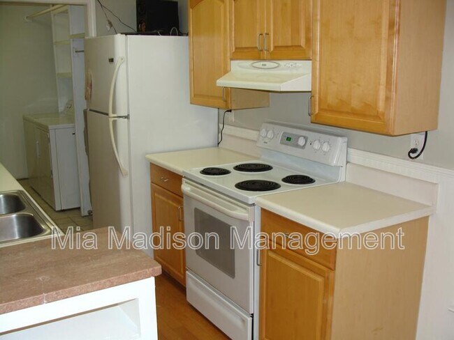 Foto del edificio - 4708 Springhill Rd