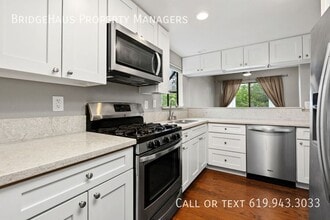 Building Photo - 1095 Shadowridge Dr