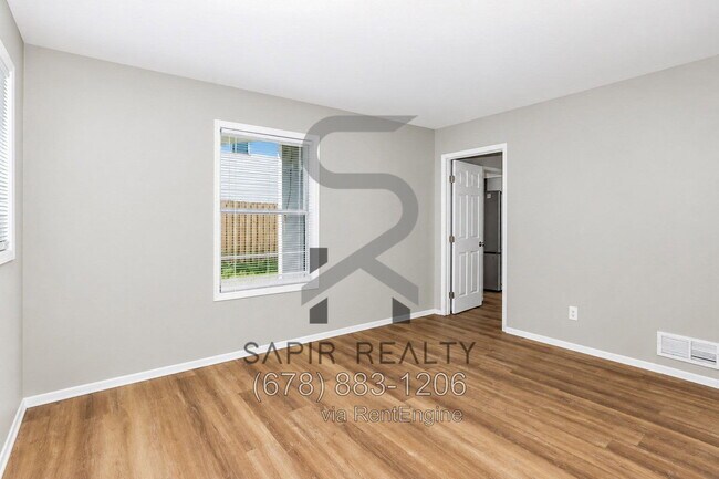 Building Photo - 5213 Heather Ln