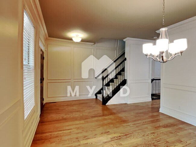 Building Photo - 2625 Kenwood Glen Ter
