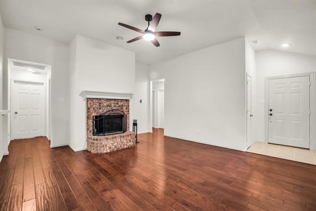 Foto del edificio - 9017 Hampton Ct