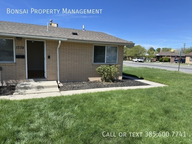 Photo - 1336 S Cheyenne St Townhome