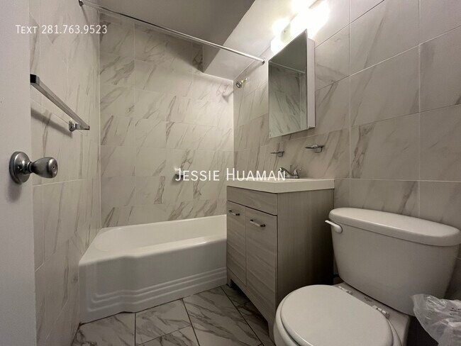Foto del edificio - 340 E 74th St