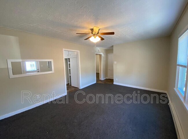 Building Photo - 2 Orchard Dr