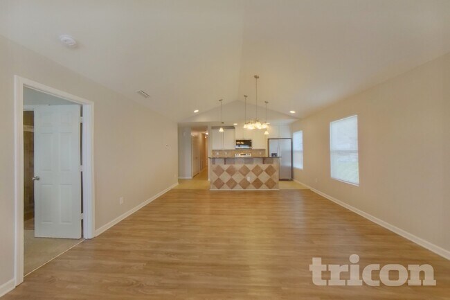 Foto del edificio - 4201 Broadstairs Dr SW
