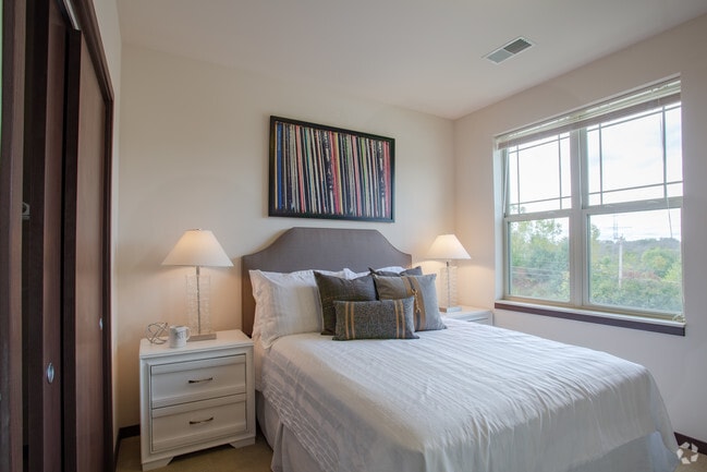 2BR, 2BA - B7 - Sutter Creek Apartments
