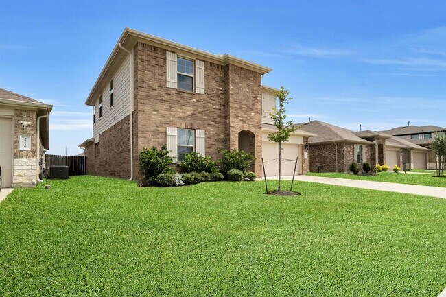 Building Photo - 22614 Petrizzi Ln