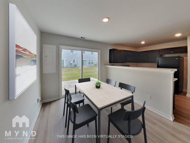 Building Photo - 26 Brown Thrasher Ct