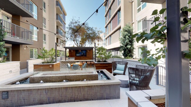 Modera West La Apartments Los Angeles Ca Courtyard Modera West La