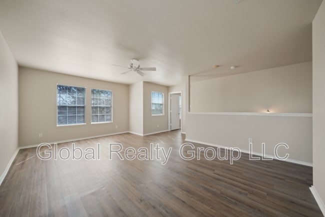 Foto del edificio - 144 Crest Bluff