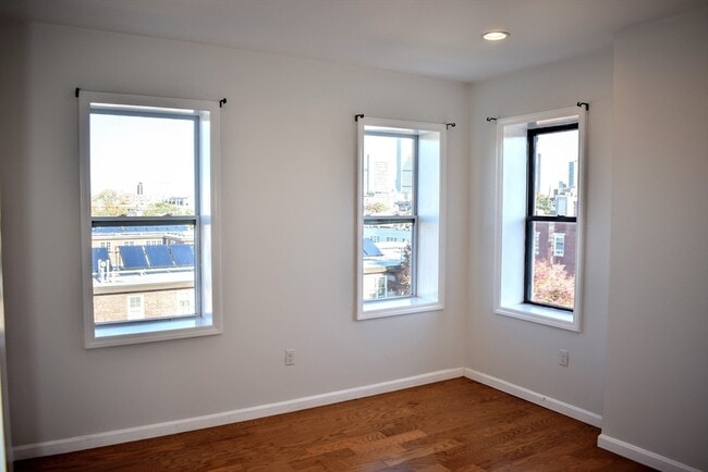 Foto del edificio - 608 Shawmut Ave