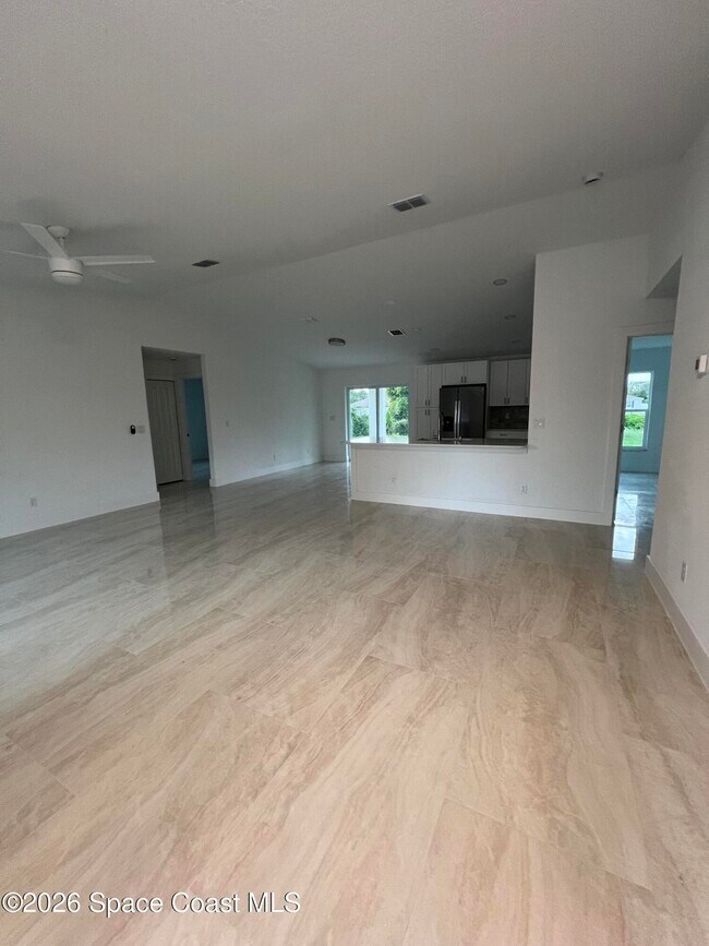 Foto del edificio - 1625 Waneta St SE