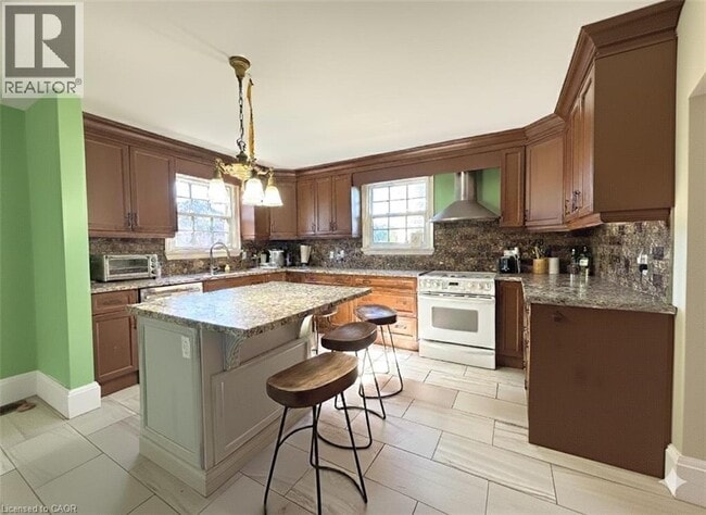 Building Photo - 6899 Forestell Rd