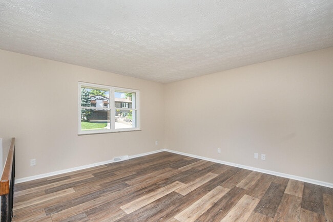 Building Photo - 40 Stacy Ln