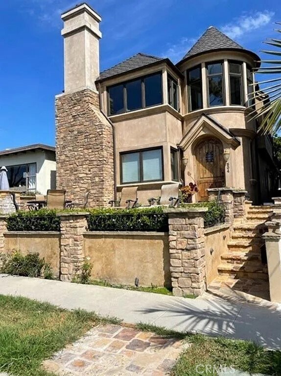 Foto del edificio - 504 Avocado Ave