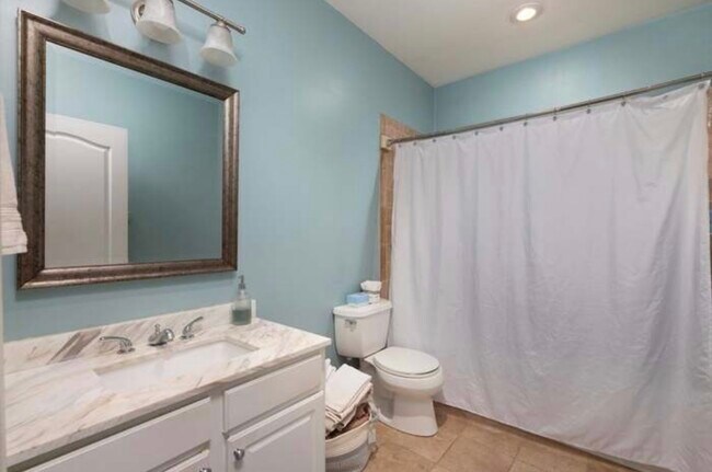 Foto del edificio - 723 E 4th St