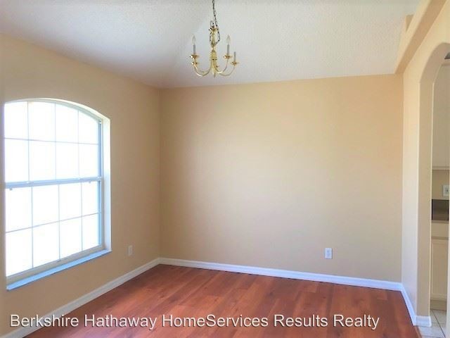 Foto del edificio - 8024 Lake Park Estates Blvd