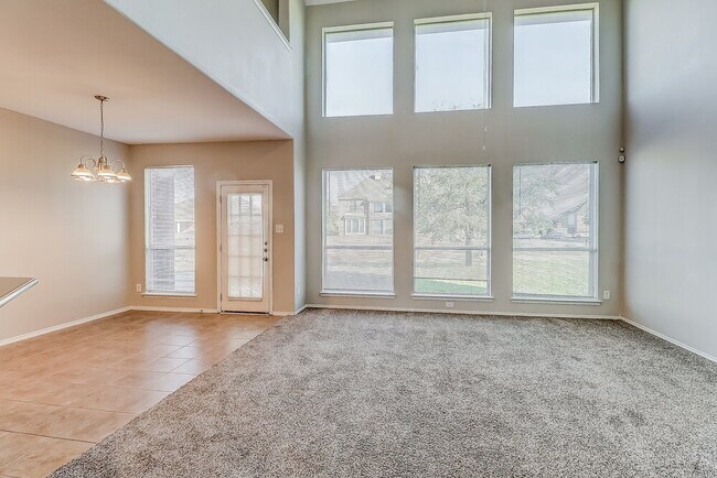 Foto del edificio - 925 Trailwood Dr